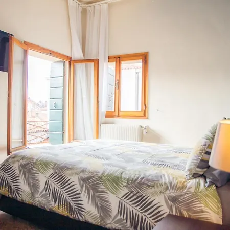 Pensión Residenza Quaggio Ca' Grimani 2*