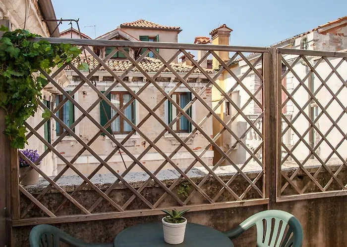 Residenza Quaggio Ca' Grimani Πανσιόν 3*